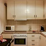 Center Deluxe