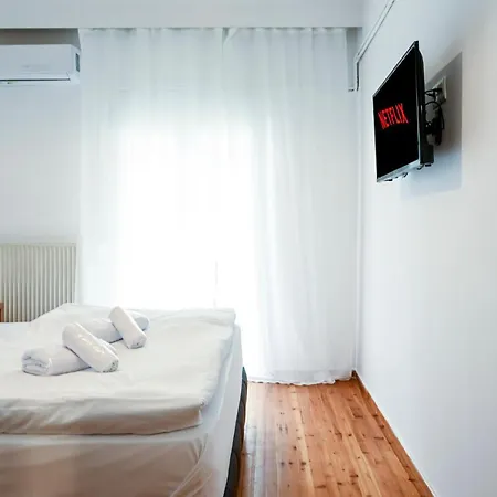 Center Deluxe * 塞萨洛尼基