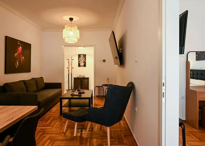 Center Deluxe Apartment