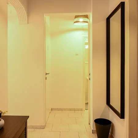 Apartment Center Deluxe *