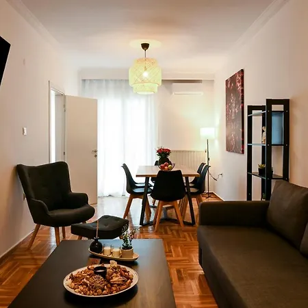Center Deluxe Apartment *